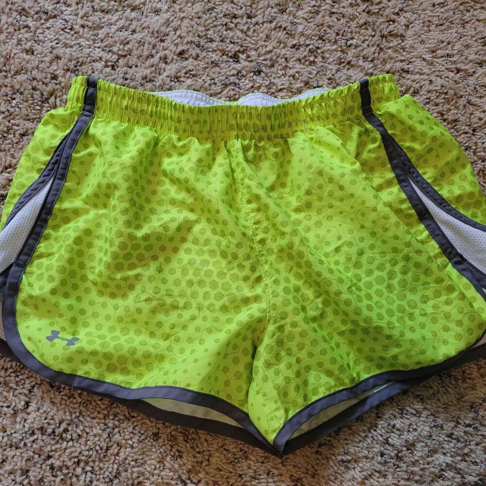 Women's size small Under Armour shorts